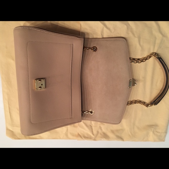 SOLD OUT MINT CONDITION Louis Vuitton Bag - Picture 3 of 6